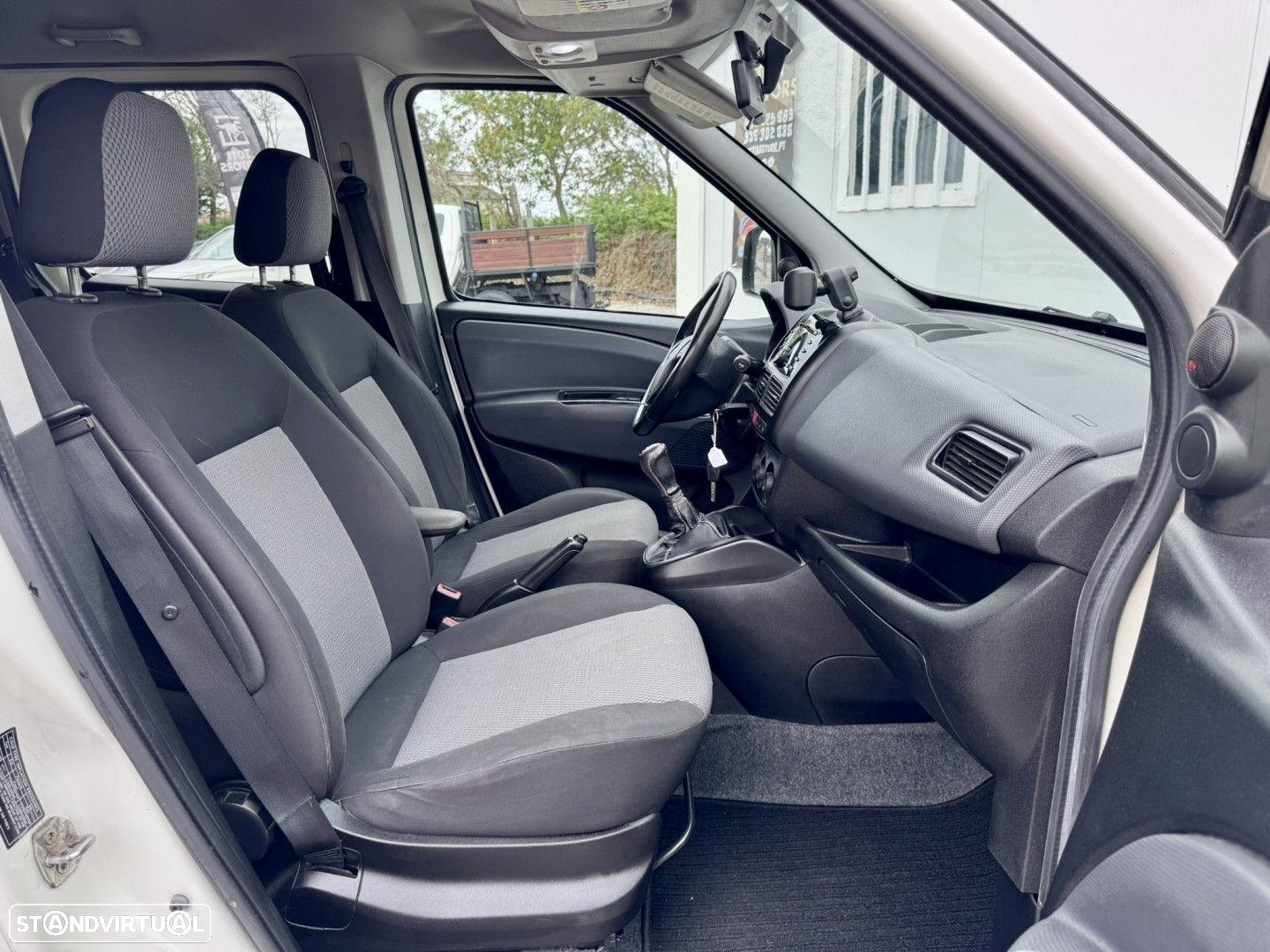 Fiat Doblo 1.3 M-Jet 7L Start&Stop - 19