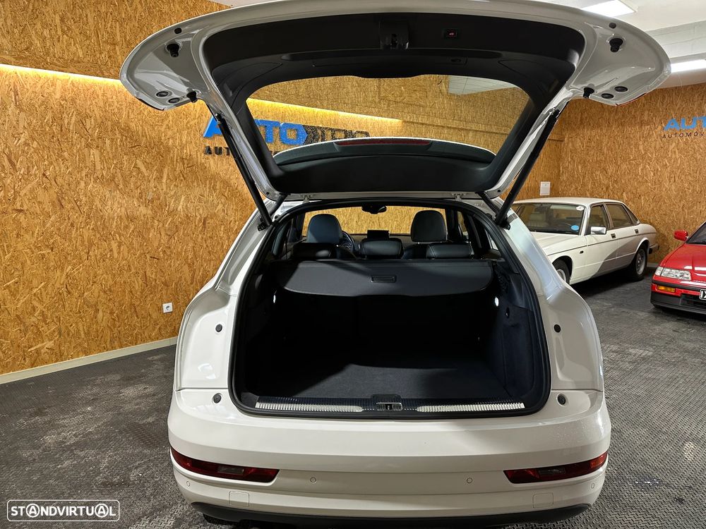 Audi Q3 2.0 TDI S-line - 14