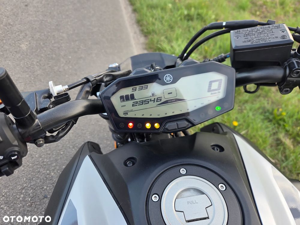 Yamaha MT - 11