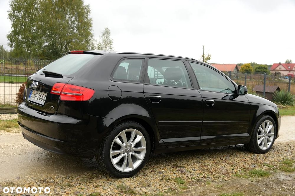 Audi A3 1.6 TDI ultra Attraction - 9