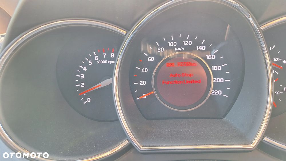 Kia Rio 1.4 Business Line - 13