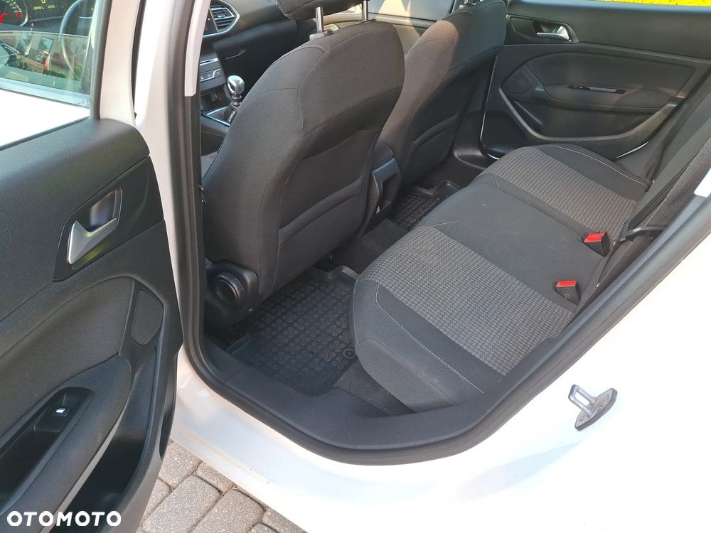 Peugeot 308 1.5 BlueHDi Active Pack Business S&S - 20