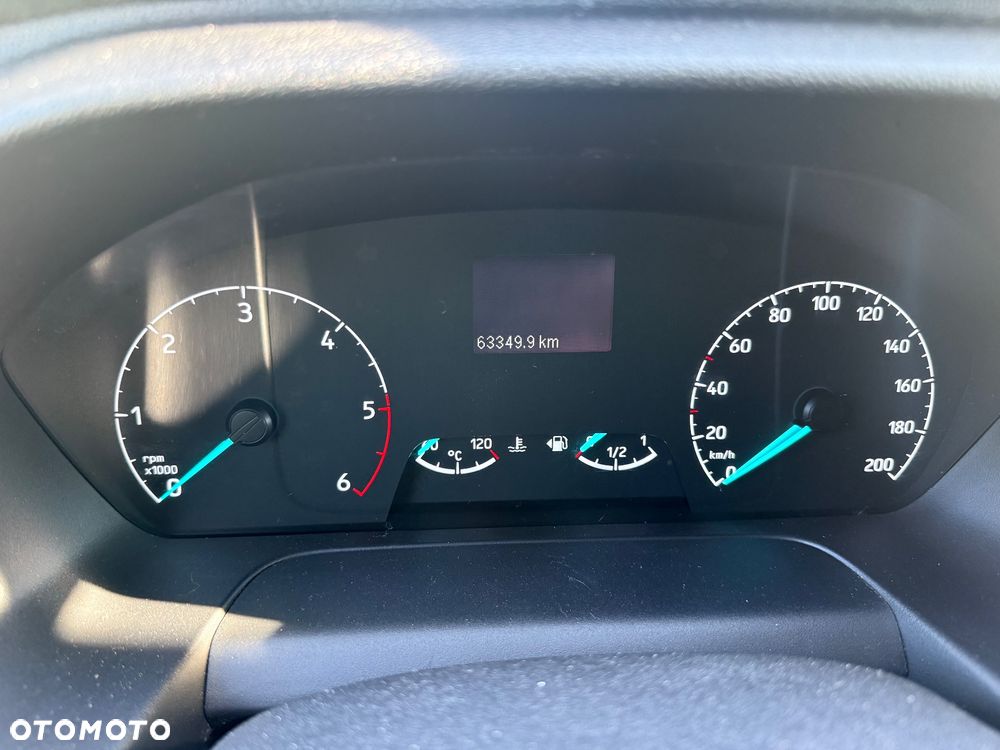 Ford Transit Custom - 20