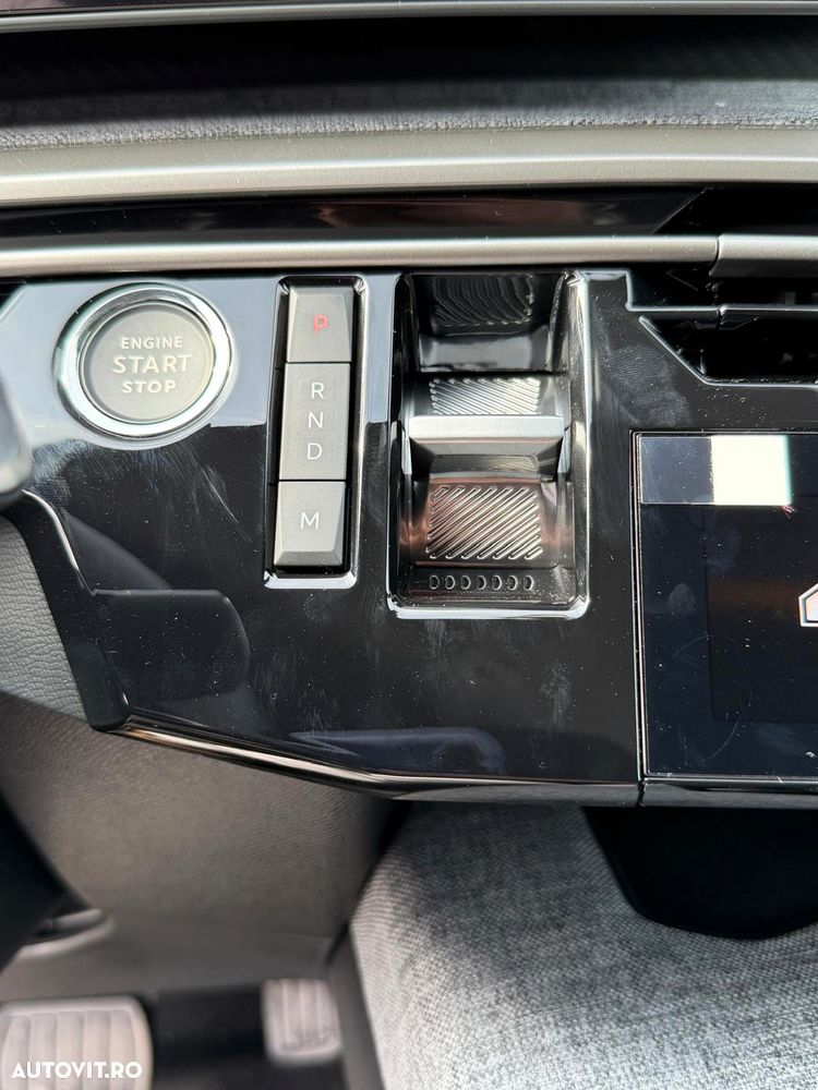 Peugeot 3008 1.2 Hybrid 145 e-DCS6 Allure - 13