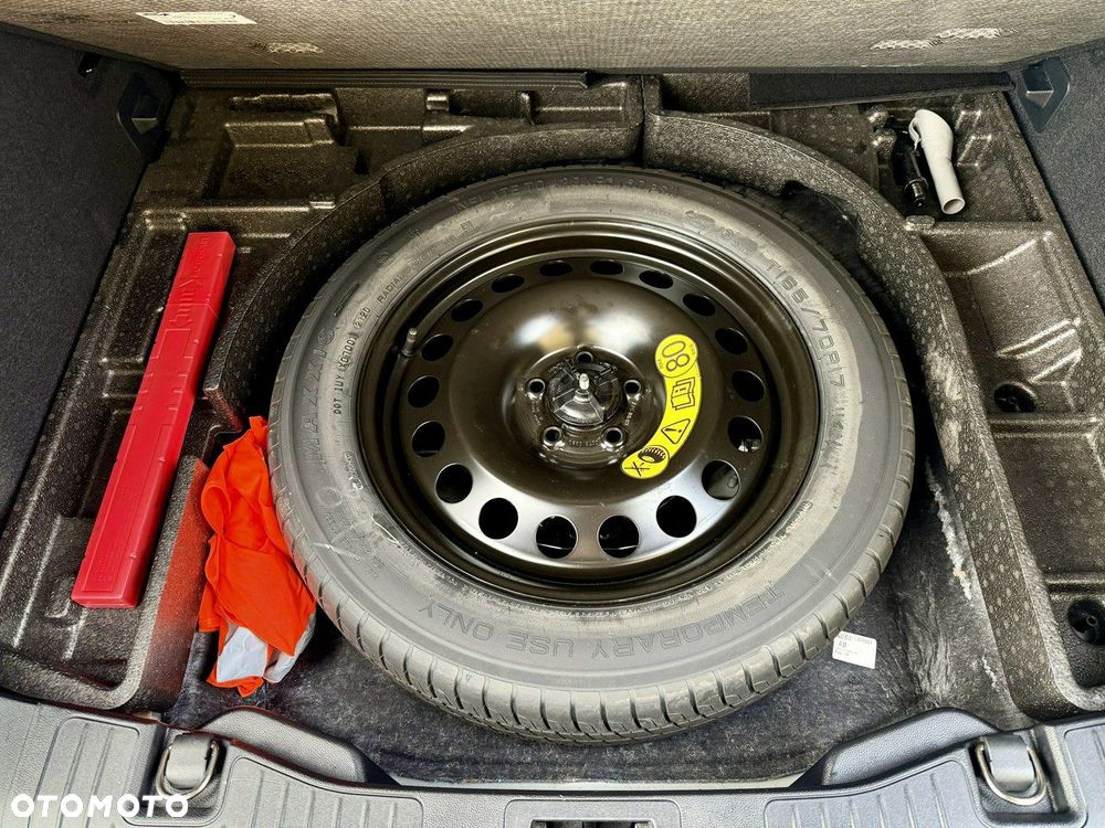 Ford Kuga 1.5 EcoBlue FWD Titanium X - 32