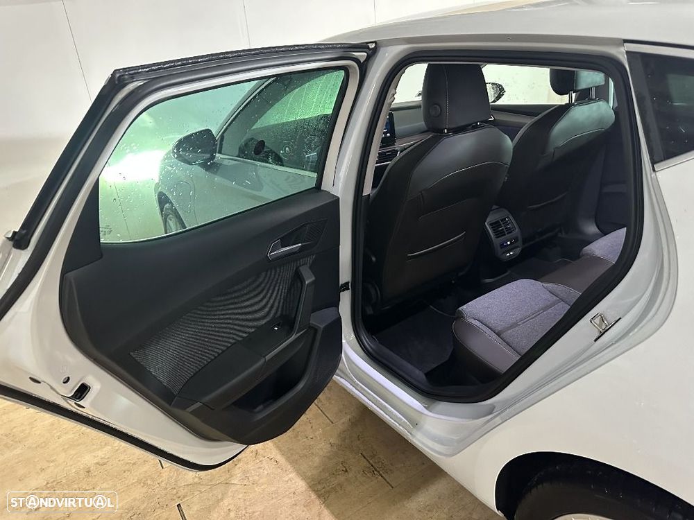 SEAT Leon 1.4 e-Hybrid FR DSG - 12