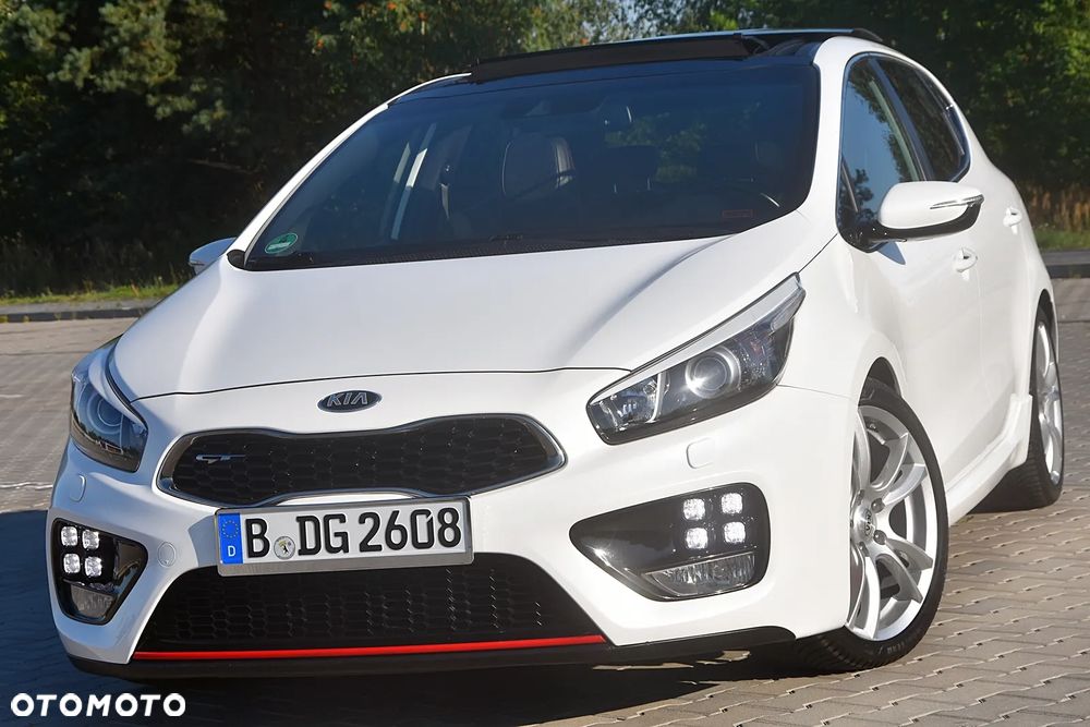 Kia Ceed 1.6 T-GDI GT XL - 1
