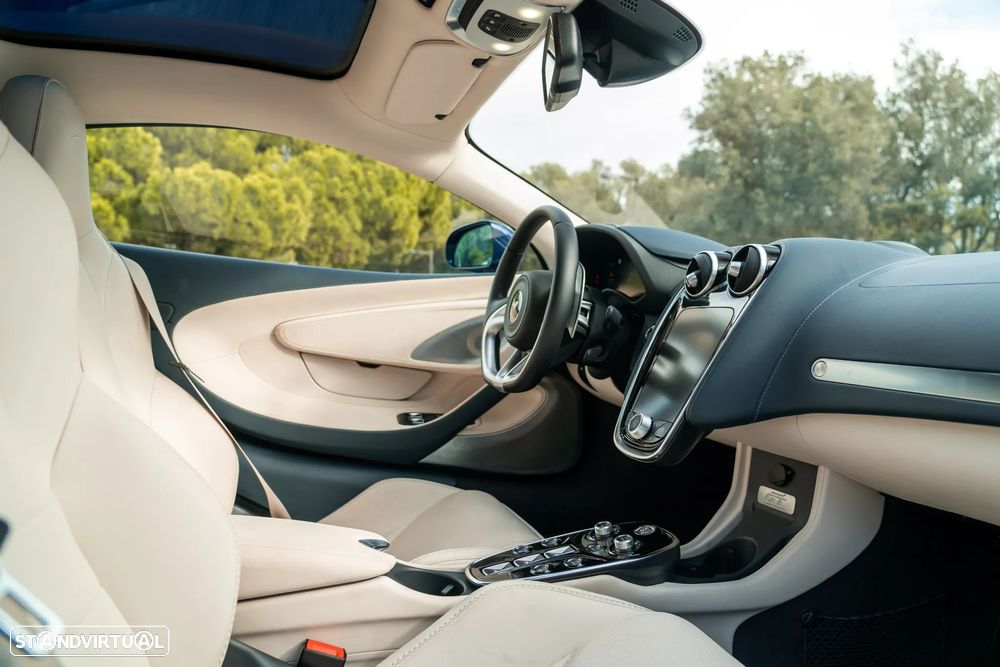 McLaren GT Standard - 20