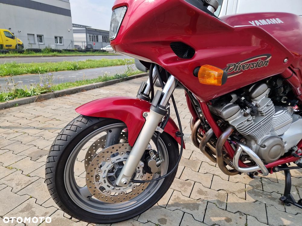 Yamaha XJ - 13