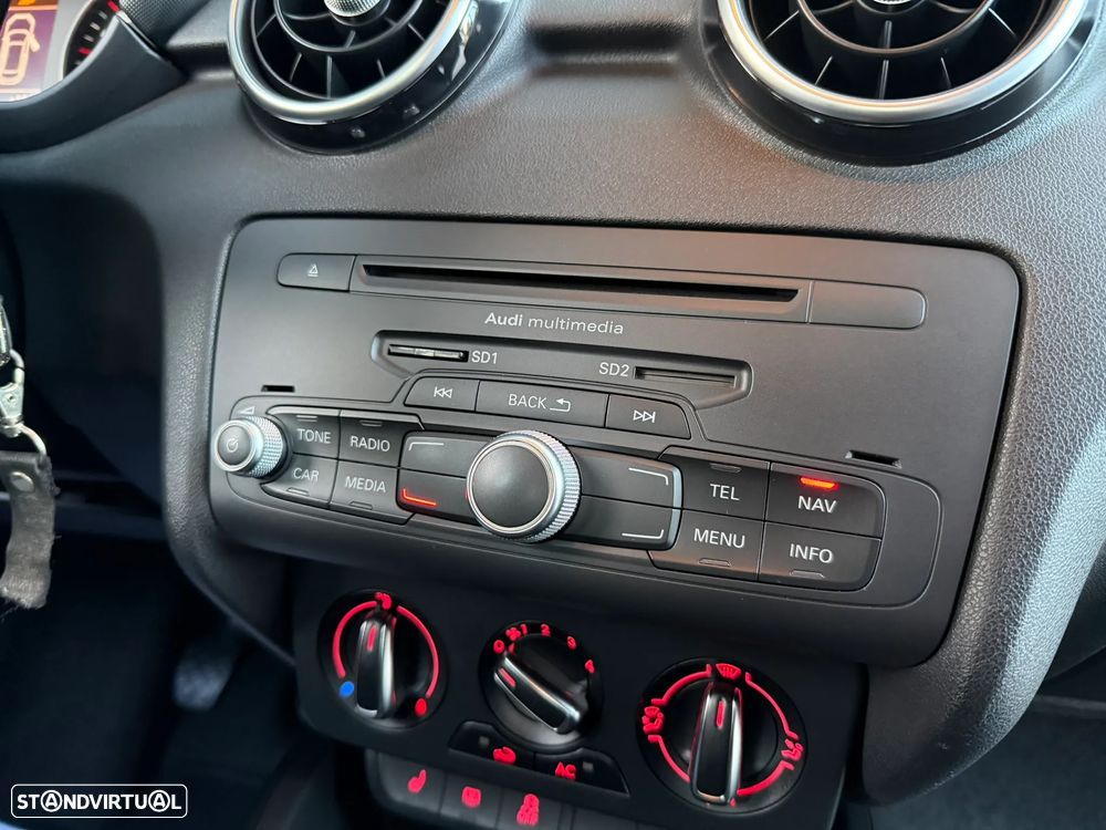 Audi A1 Sportback 1.6 TDI Attraction - 15