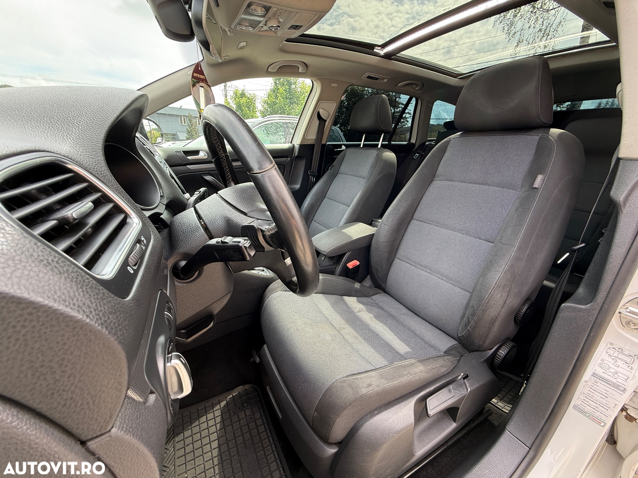 Volkswagen Golf 2.0 TDI Highline DSG - 6
