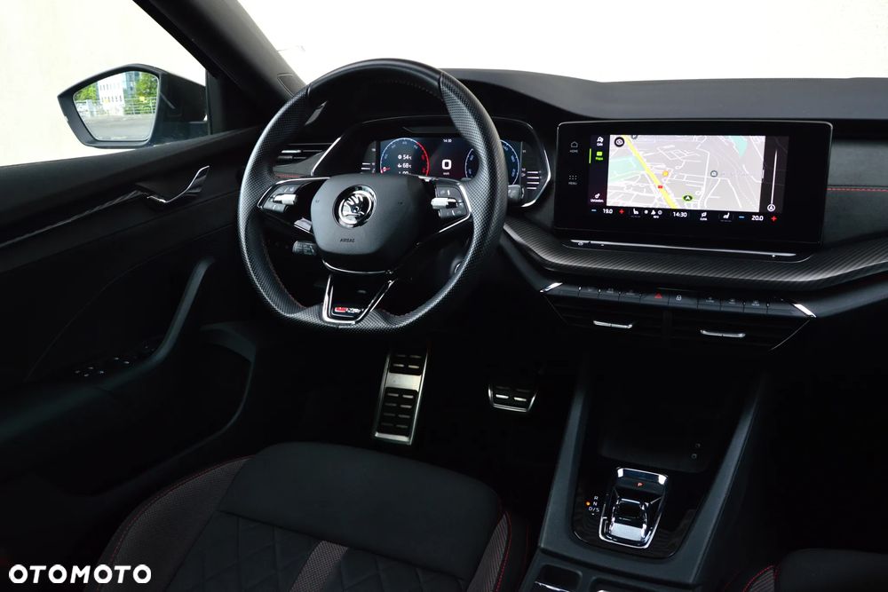 Skoda Octavia 2.0 TDI DSG RS - 19