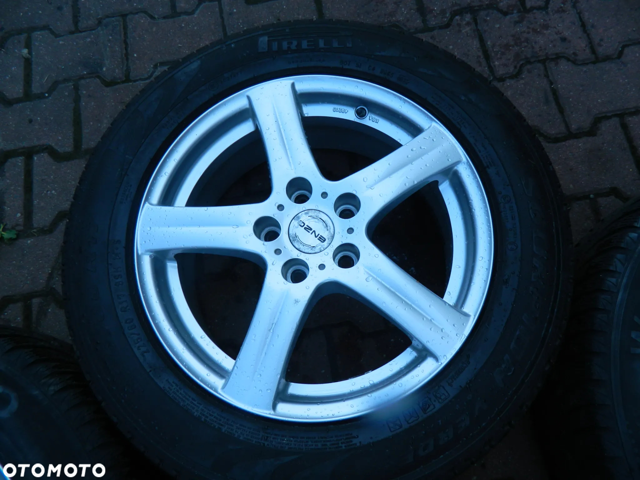 Nissan Qasqai Koła Alufelgi Felgi 7J17  5x114.3 ET48 225/60/17 ENZO  KBA49210 - 5