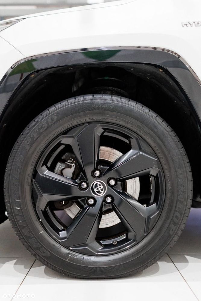 Toyota RAV4 - 21