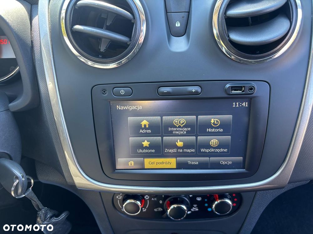 Dacia Sandero TCe 90 S&S Celebration - 15