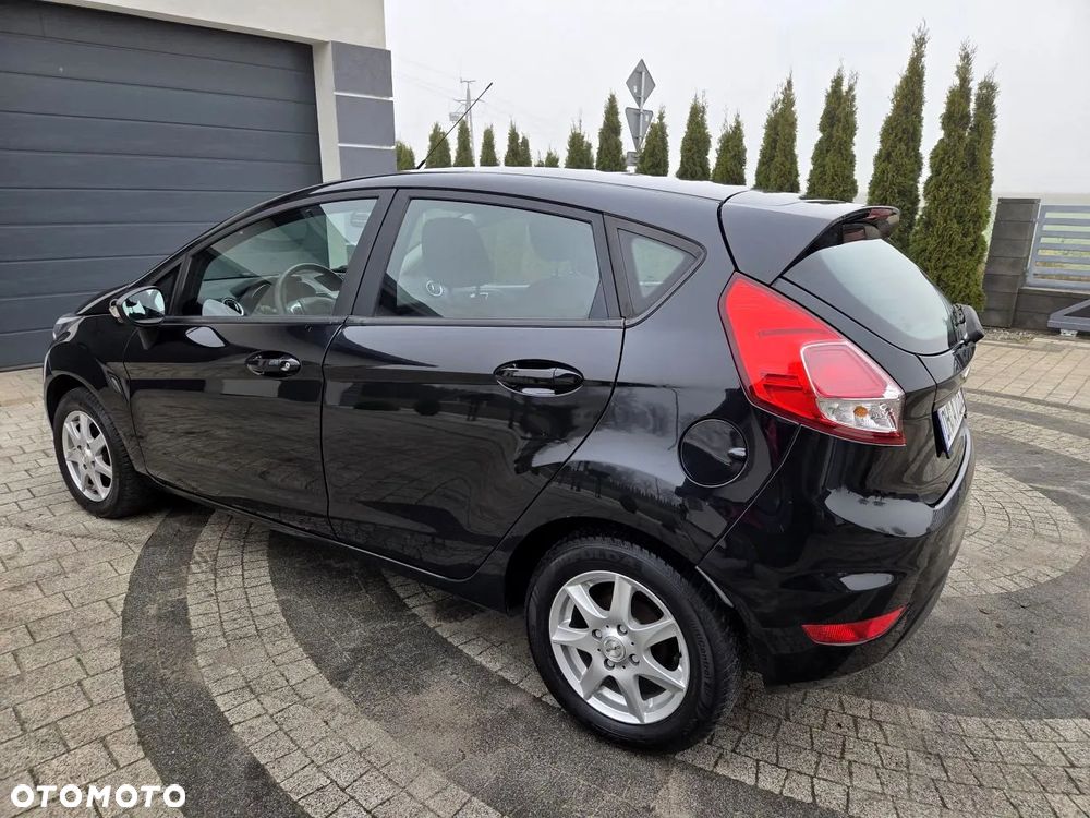 Ford Fiesta - 10