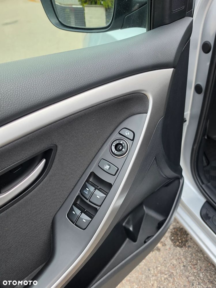 Hyundai i30 i30cw 1.4 Trend - 19