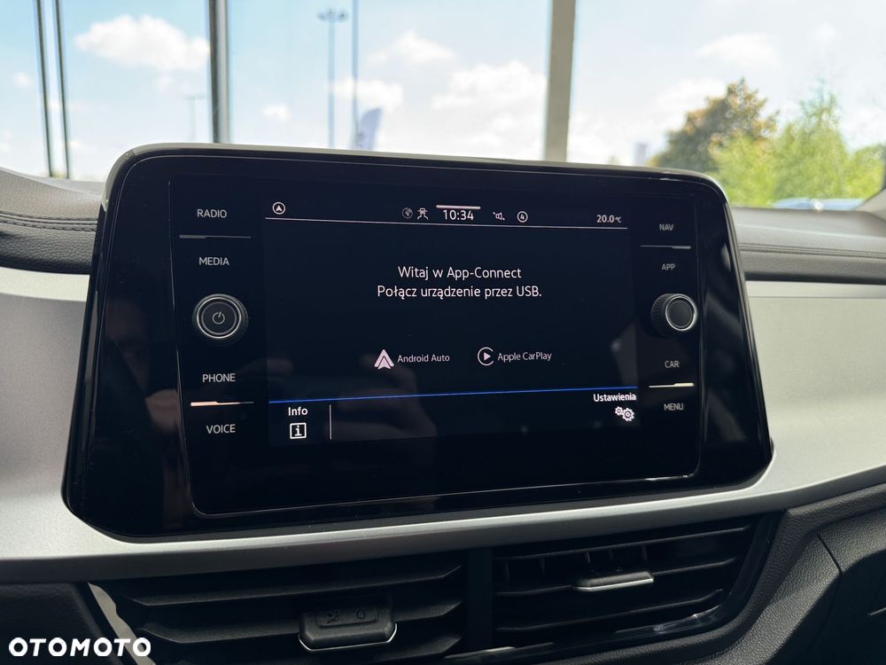 Volkswagen T-Roc 1.5 TSI Life DSG - 28