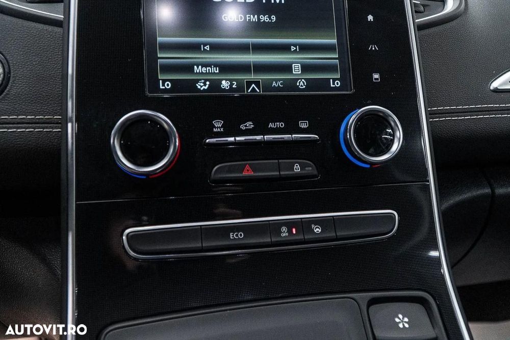 Renault Grand Scenic - 12