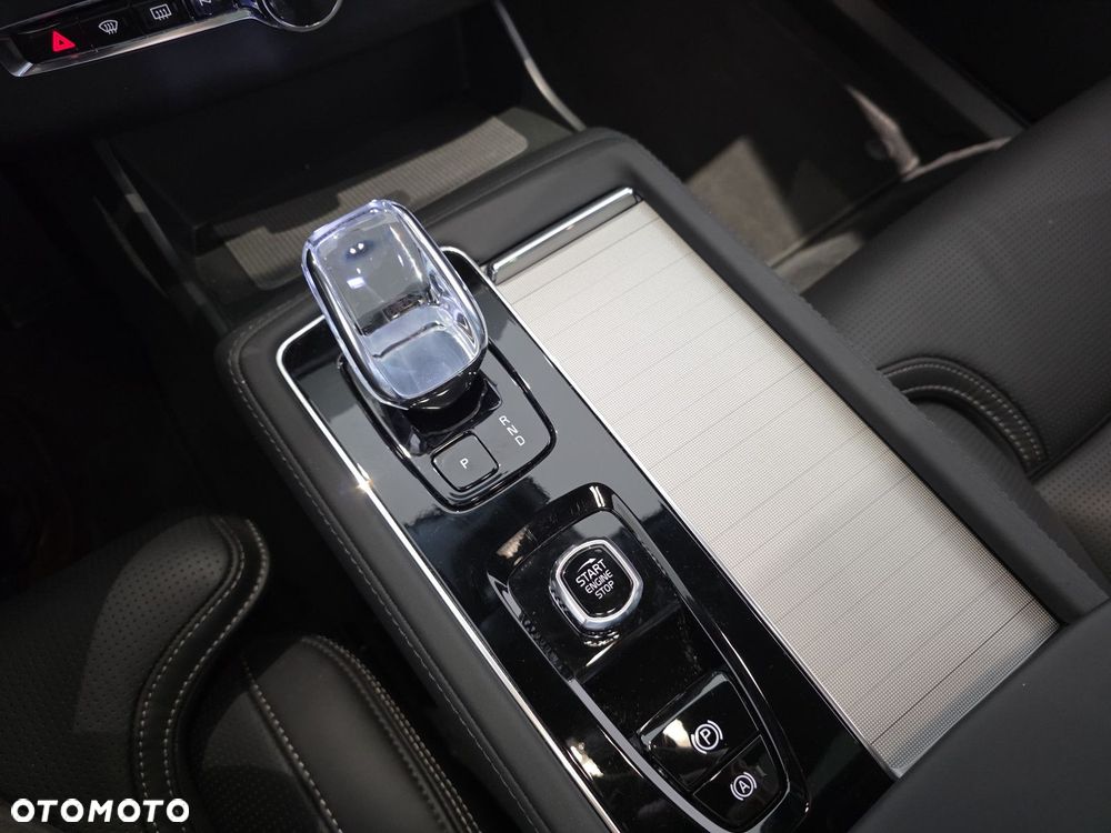 Volvo XC 90 - 17