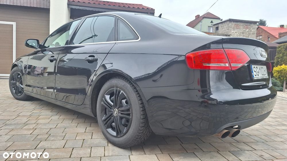 Audi A4 Limousine - 8