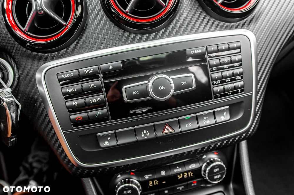 Mercedes-Benz Klasa A 250 (BlueEFFICIENCY) 7G-DCT AMG Sport - 31