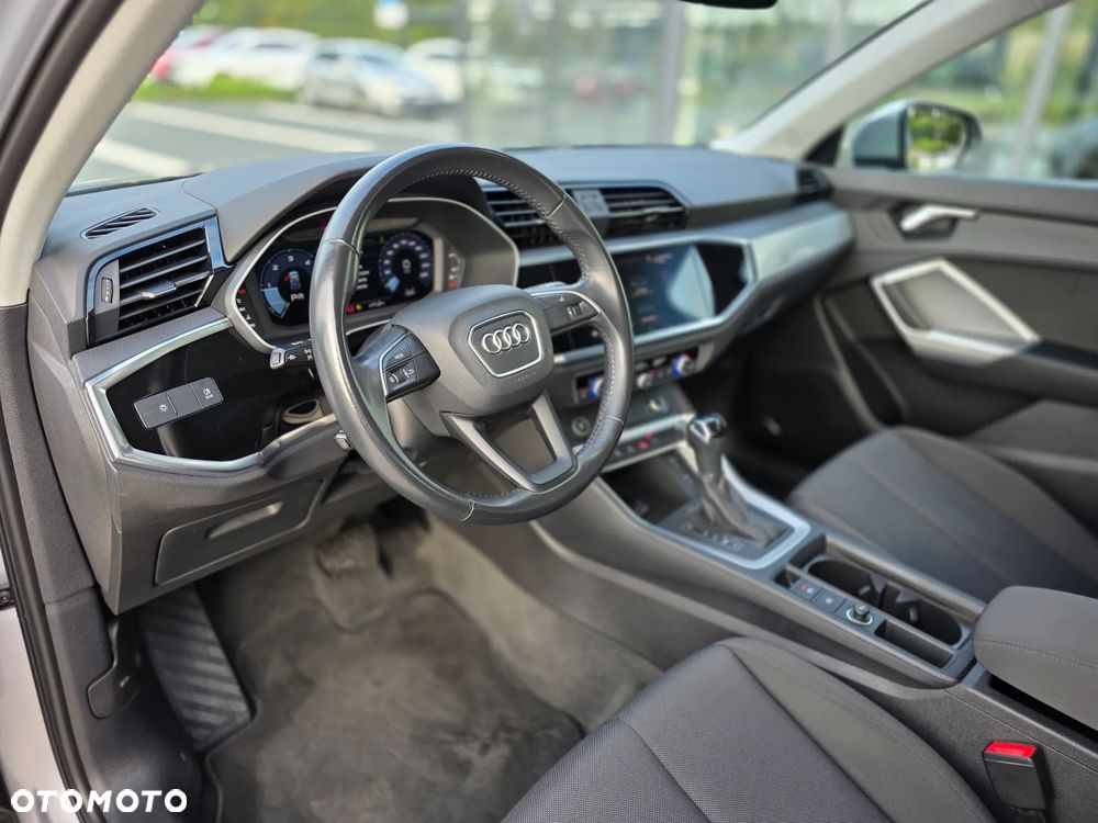Audi Q3 35 TDI S tronic - 24