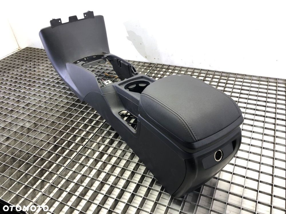 TUNEL ŚRODKOWY - 145.00 PLN - VOLVO S40 II (544) 2003 - 2012 2.4 125 kW [170 KM] benzyna 2004 - - 4