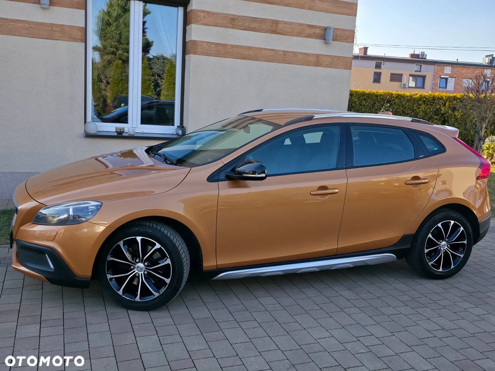 Volvo V40 Cross Country D3 Momentum - 5