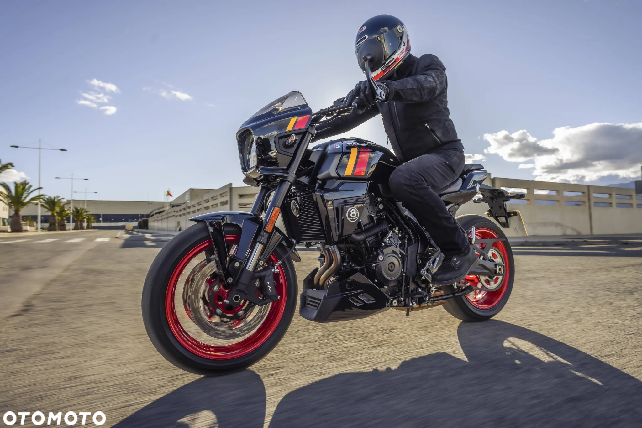 Suzuki GSX - 2