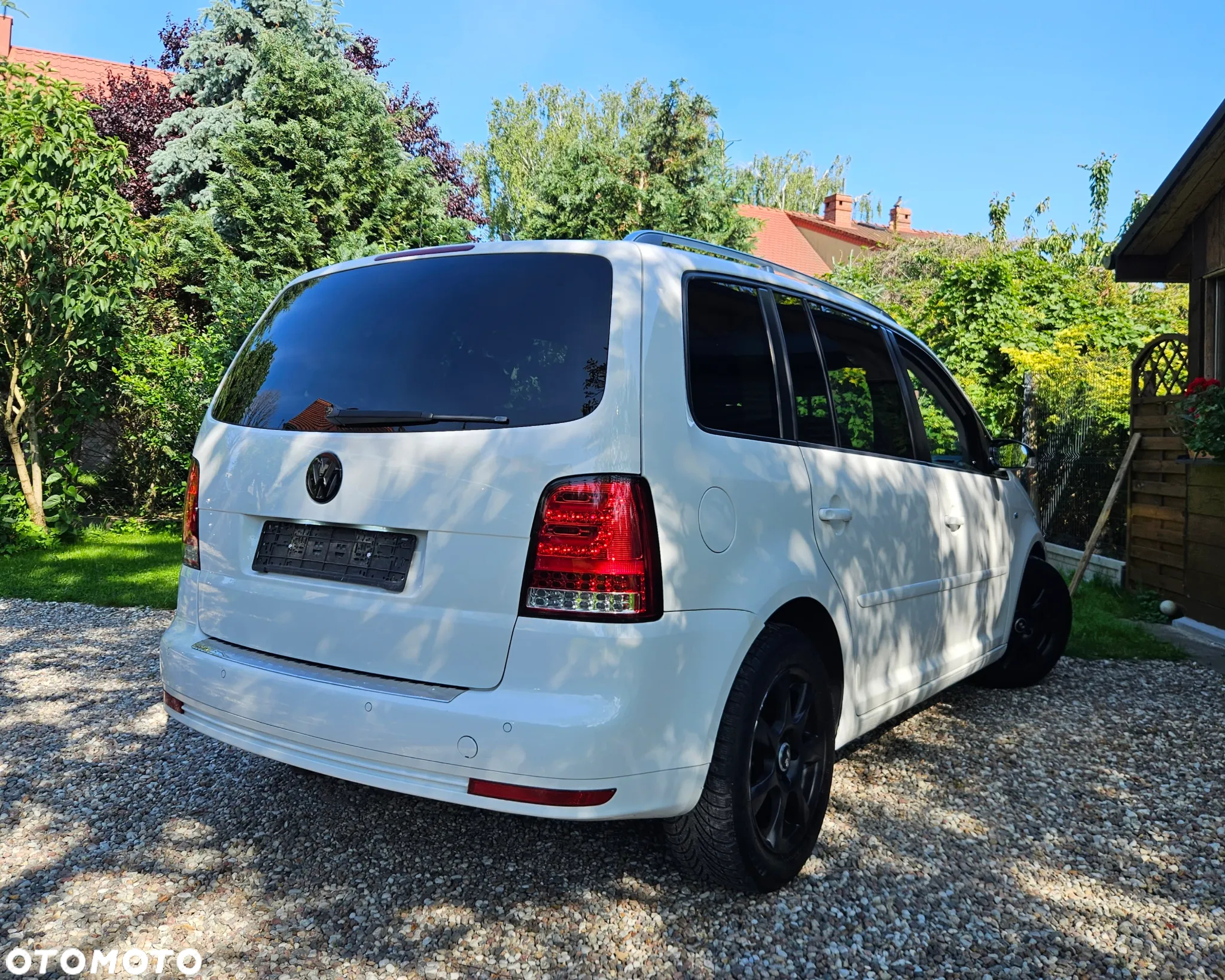 Volkswagen Touran 2.0 TDI DPF R-Line Edition - 7