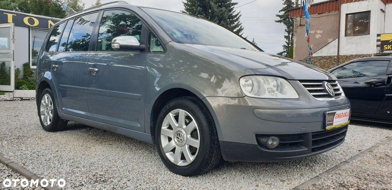 Volkswagen Touran - 37