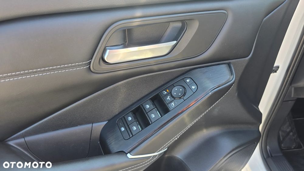 Nissan Qashqai 1.5 e-POWER N-Connecta - 18