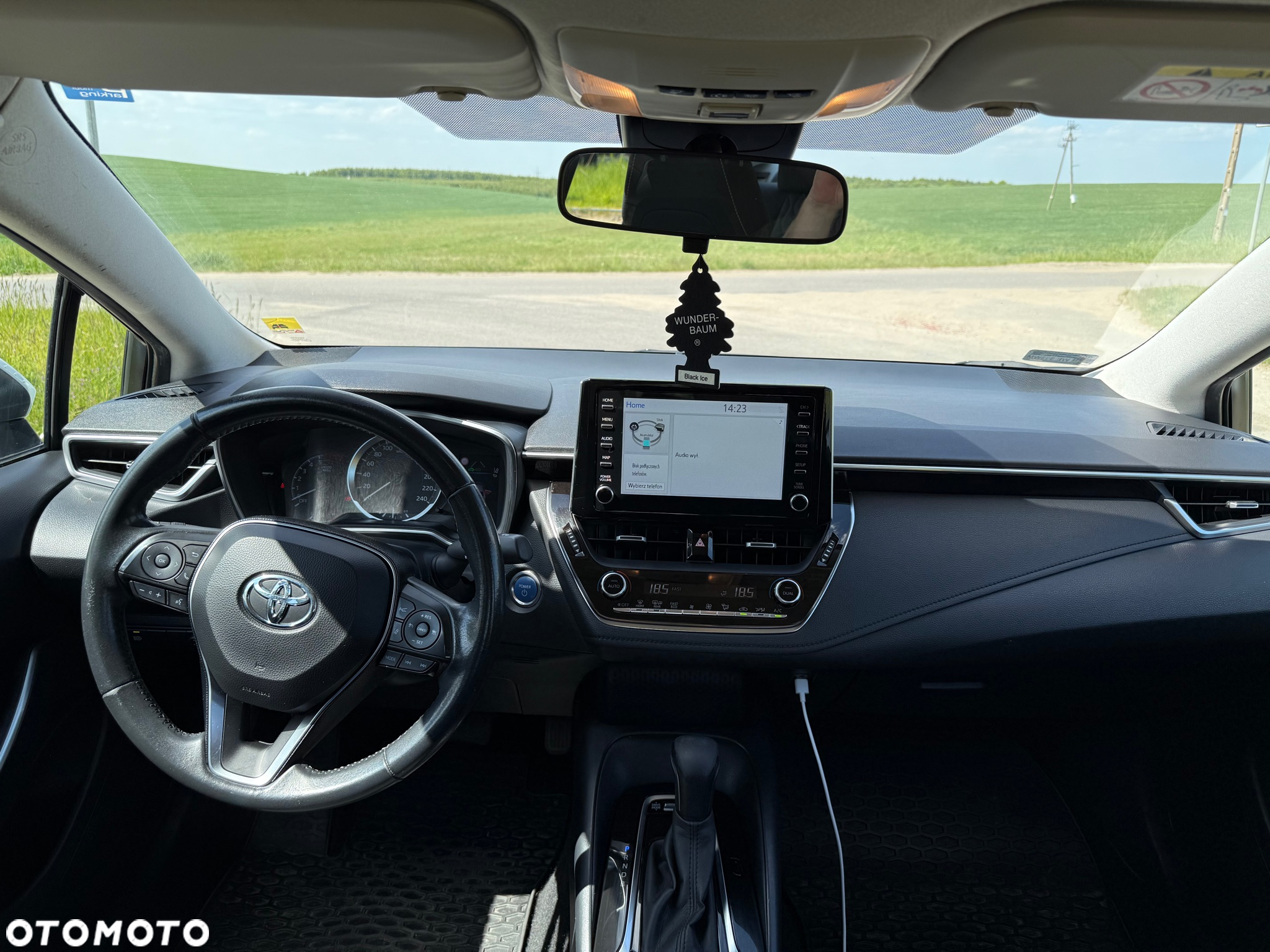Toyota Corolla 1.8 Hybrid Comfort - 14