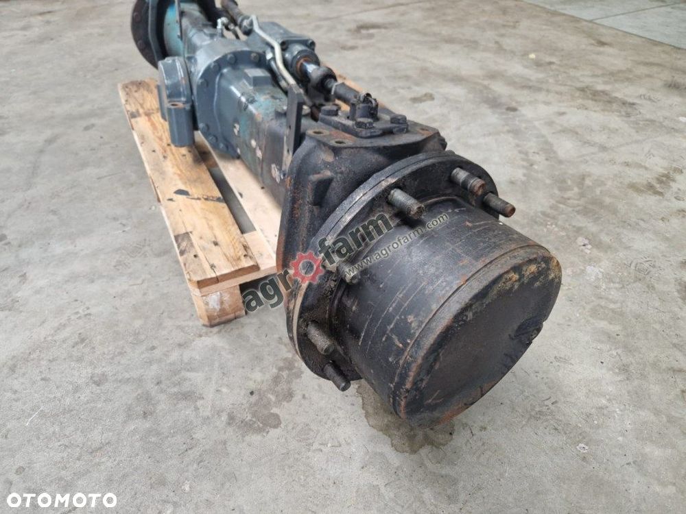 Przedni most Kubota M7-171, DANA - 4