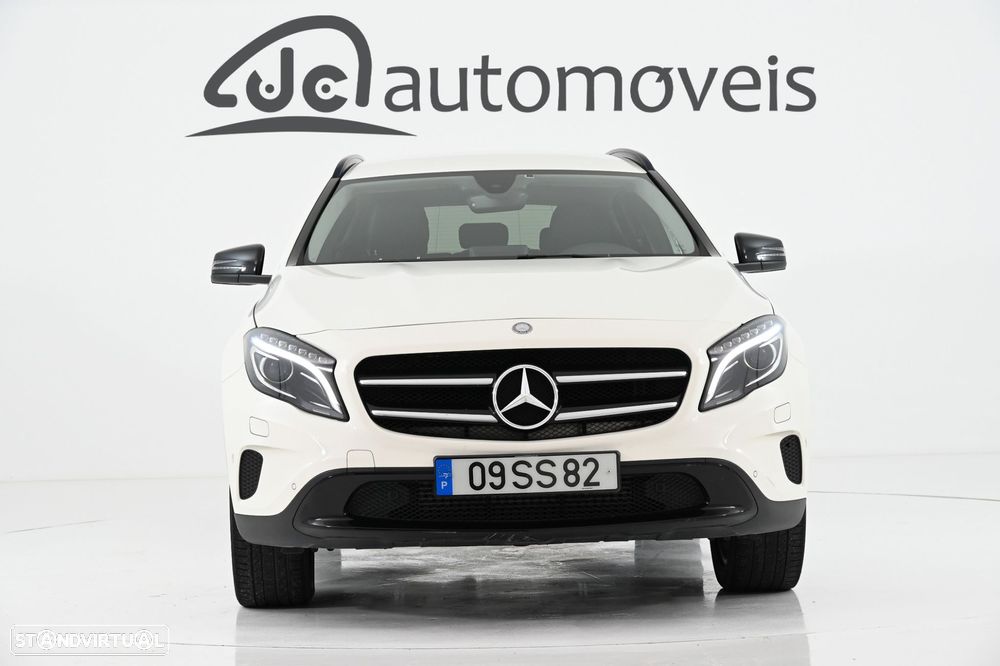 Mercedes-Benz GLA 180 d AMG Line - 5