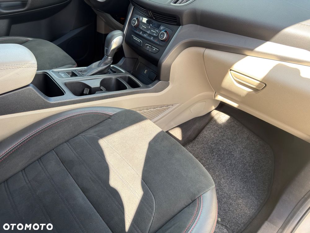 Ford Escape - 21