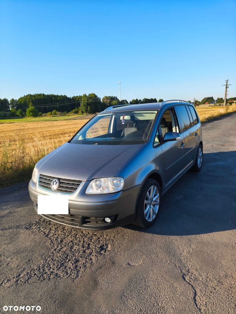 Volkswagen Touran - 2