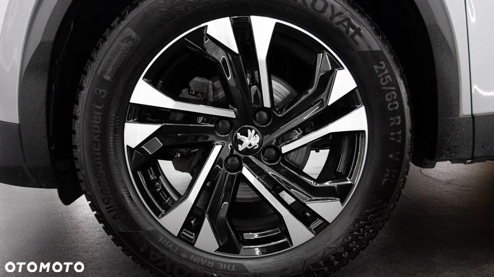 Peugeot 2008 1.2 PureTech Allure S&S EAT8 - 10