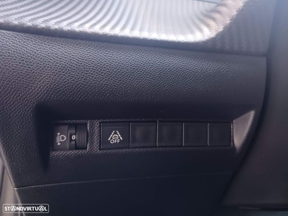 Peugeot 208 1.2 PureTech Active Pack - 25