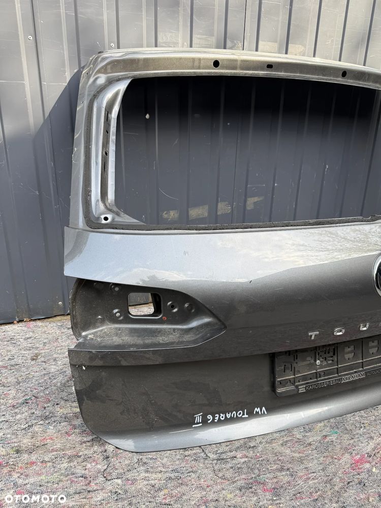 KLAPA BAGAŻNIKA VW TOUAREG 3 ORYGINAŁ CAŁA - 2