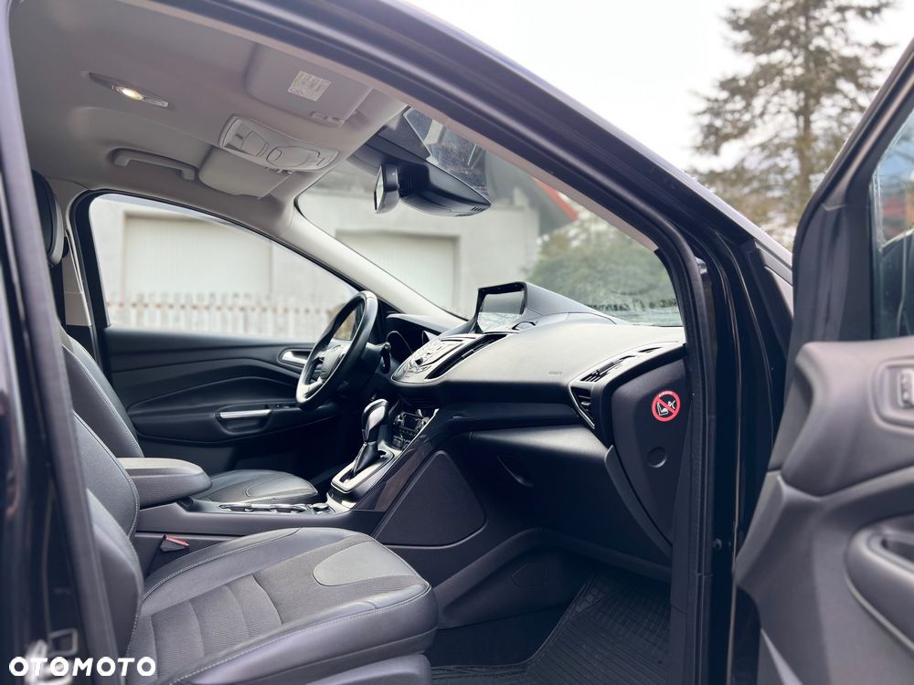 Ford Kuga 2.0 TDCi 4x4 Titanium - 24