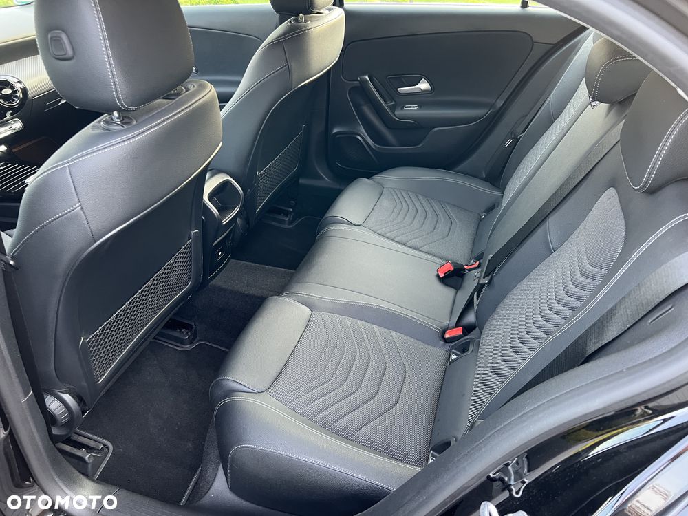 Mercedes-Benz Klasa A 180 7G-DCT Advanced Progressive - 8