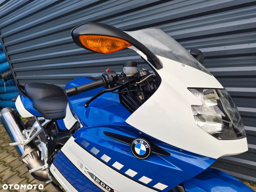 BMW K - 9