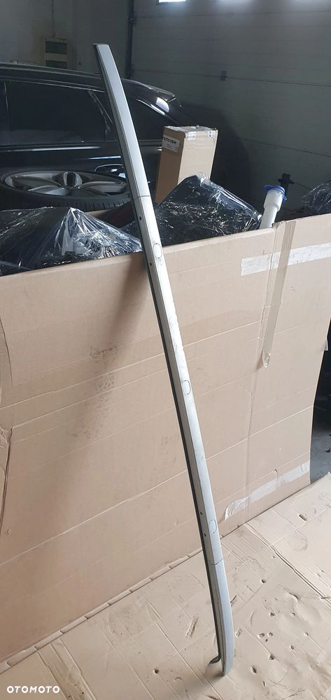 Reling dachowy lewy Kia Sportage III - 5