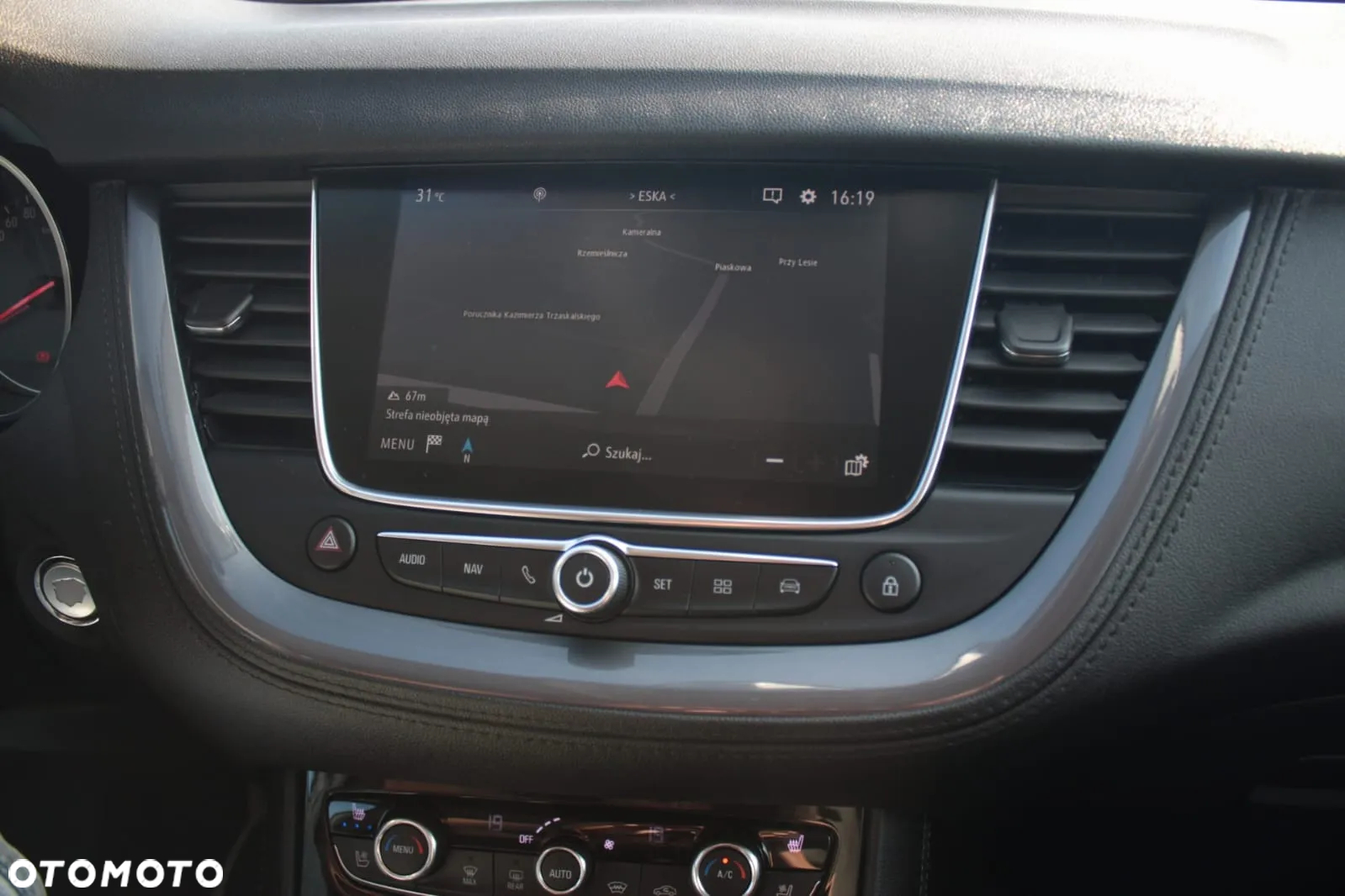 Opel Grandland X 1.6 D Start/Stop Business Edition - 17