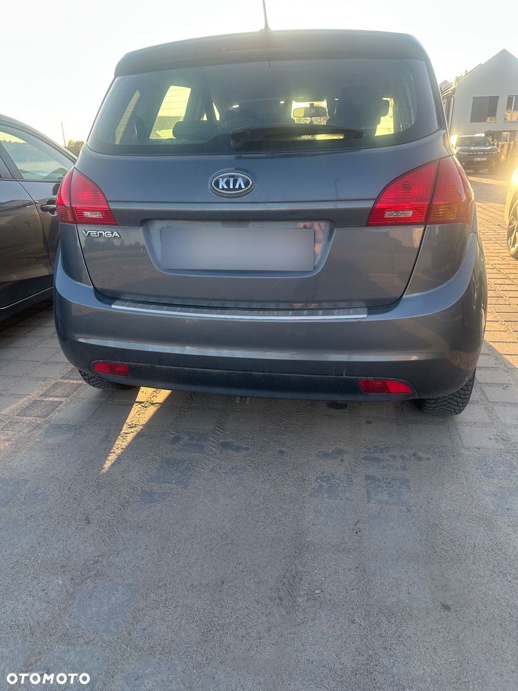 Kia Venga - 2