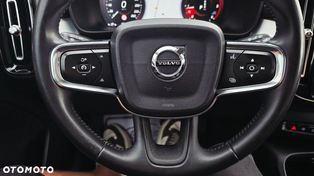 Volvo XC 40 - 12