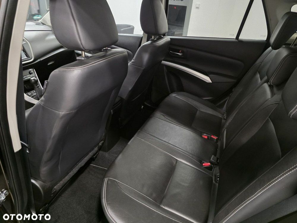 Suzuki SX4 S-Cross 1.6 XLED - 14