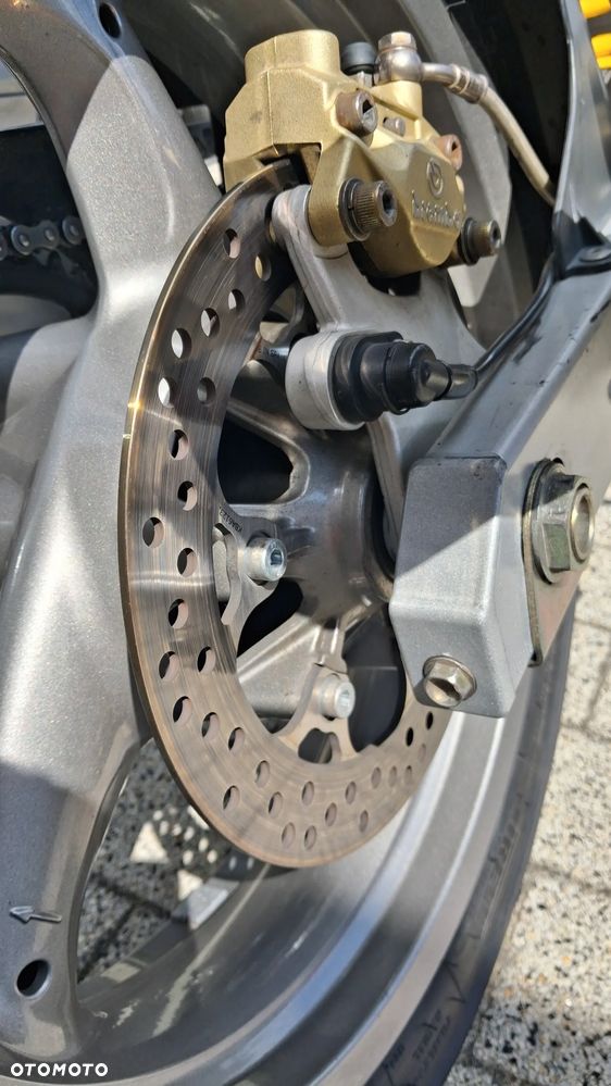 Ducati Monster - 25